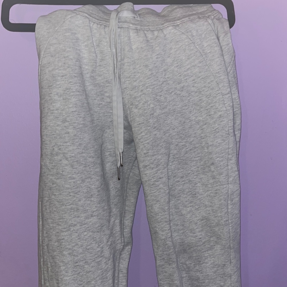 Lululemon joggers in heather gray